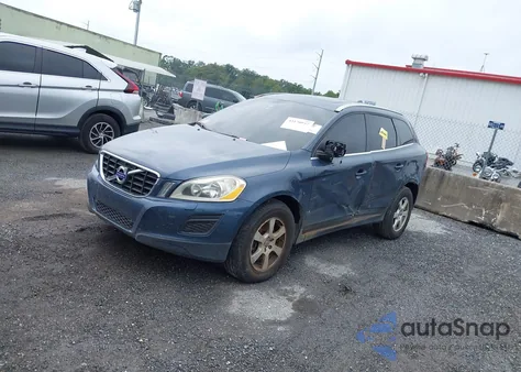 2011 Volvo Xc60 3.2 z USA, uszkodzony, nr VIN YV4940DZXB2204538